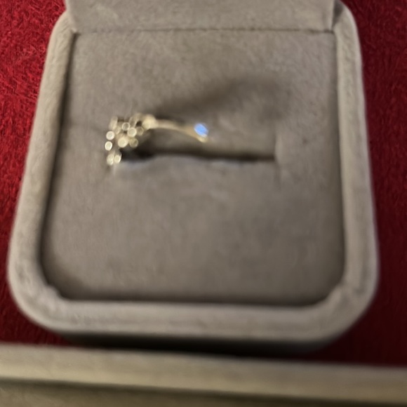 Toe Ring Hibiscus Flowers on top🌸 🌺🌸🌺 - Picture 3 of 5